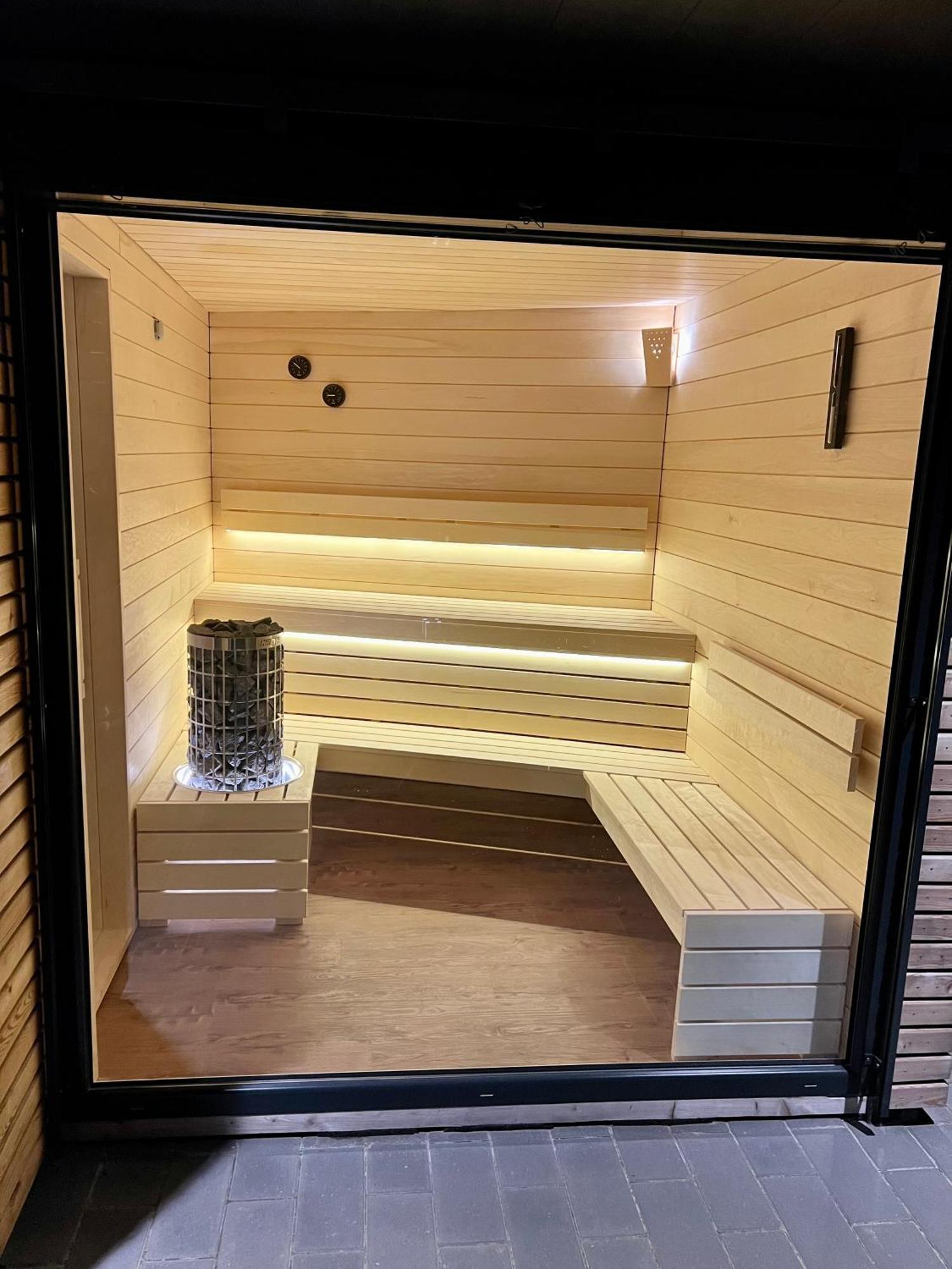 Schoenes Ferienhaus Mit Sauna Am Harkebruegger See In Der Naehe Von Oldenburg Barssel  외부 사진